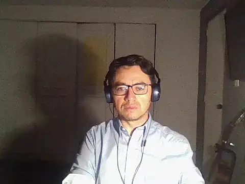 Diptongo online show from November 27, 11:19 pm