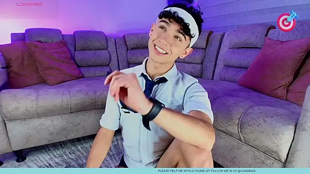 Niico Cruz online show from November 10, 11:42 pm