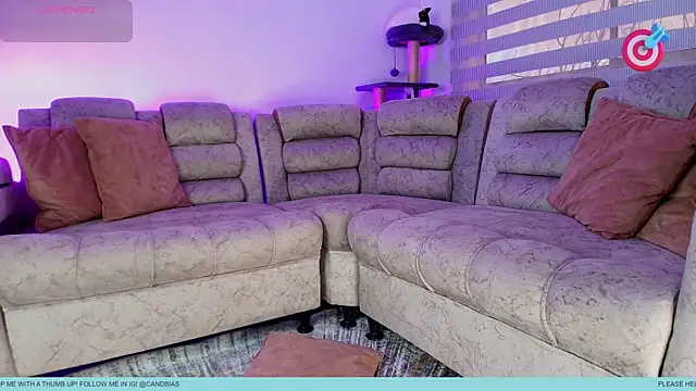 Niico Cruz online show from October 26, 10:34 pm