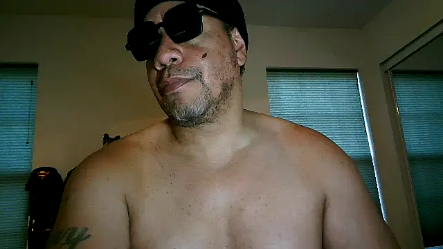 pimpdaddy4ever online show from December 12, 9:04 pm