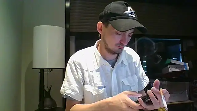 Wesleymodel online show from April 7, 4:12 am