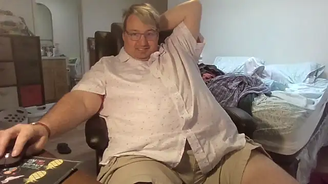 wvalentino online show from September 30, 9:40 pm