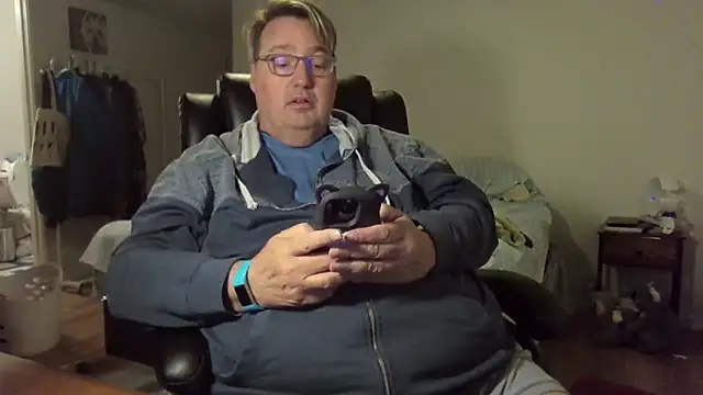 wvalentino online show from February 25, 4:46 am