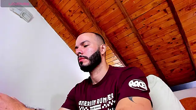 Tom Bailey online show from October 21, 1:47 pm