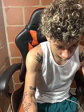 mateodeamjo online show from March 17, 6:29 am