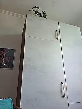 Schnubby1 online show from February 25, 11:30 am