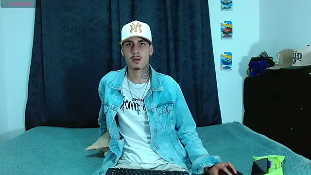 Bastiaan 28 online show from November 11, 3:33 am