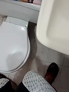 Wynni online show from October 12, 6:57 pm