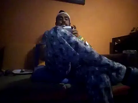 Angel Coronel online show from January 21, 2:11 am