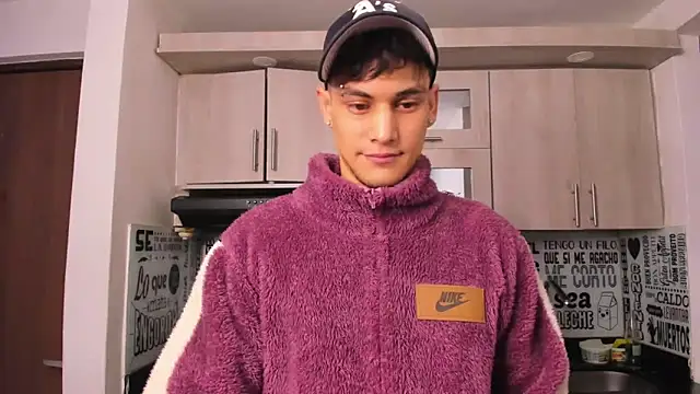 guy master online show from January 13, 8:15 am