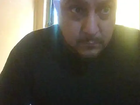 OmarMagSon online show from May 28, 9:46 pm