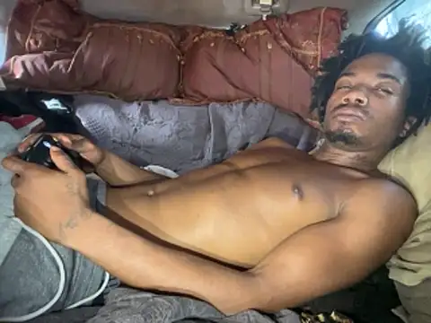 SlimeCrownzOut5 online show from February 25, 7:59 pm