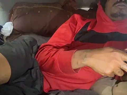 SlimeCrownzOut5 online show from March 28, 6:52 pm