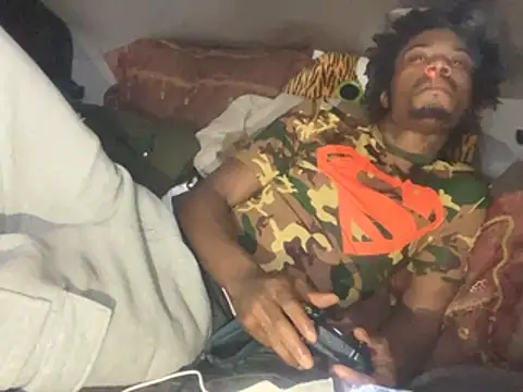 SlimeCrownzOut5 online show from February 1, 6:45 am