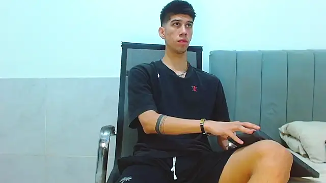 jhony-sex online show from March 31, 7:43 am