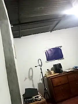 Mrdetonador online show from February 8, 1:11 am