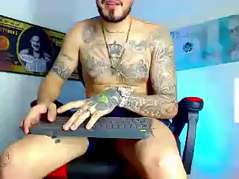 smoker445 online show from January 1, 4:18 pm