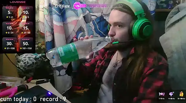 nicolasdumand21 online show from December 6, 1:00 pm