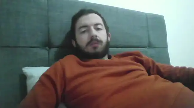 Snapshot of laynufff chatting on January 12, 7:21 am laynufff online show from January 12, 7:21 am