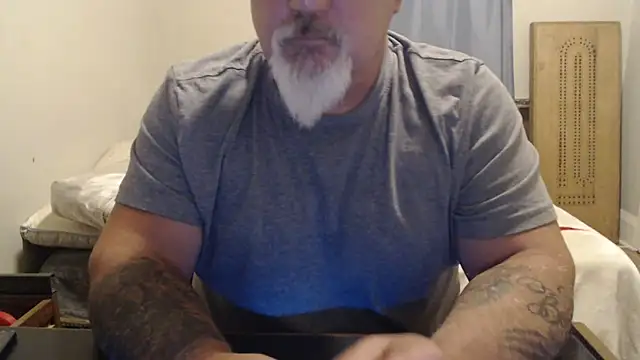 Snapshot of Newfiesausage1972 chatting on September 8, 2:49 pm Newfiesausage1972 online show from September 8, 2:49 pm