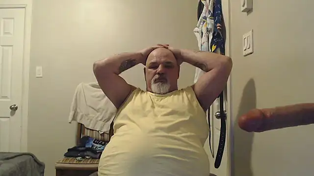 Snapshot of Newfiesausage1972 chatting on February 10, 3:21 pm Newfiesausage1972 online show from February 10, 3:21 pm