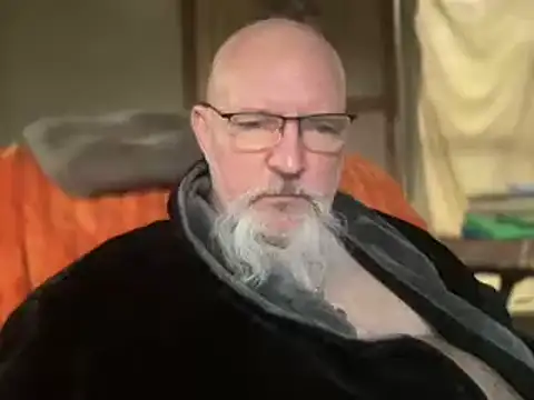Snapshot of jonssmithe chatting on February 9, 9:49 pm jonssmithe online show from February 9, 9:49 pm