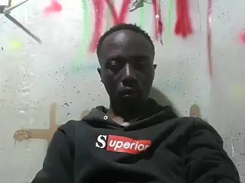 Snapshot of Cedric254 chatting on February 23, 1:16 pm Cedric254 online show from February 23, 1:16 pm