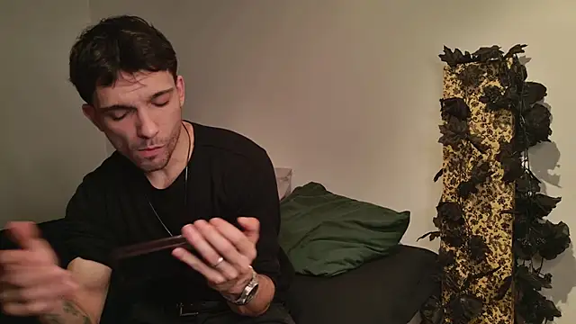 JackDesFeux online show from January 11, 7:23 am