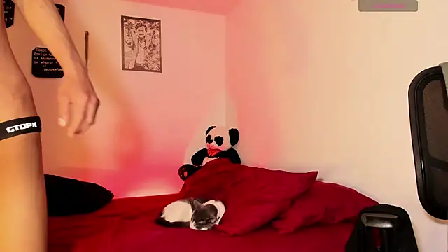 Snapshot of Teo_skinny chatting on September 24, 4:38 pm Teo skinny online show from September 24, 4:38 pm