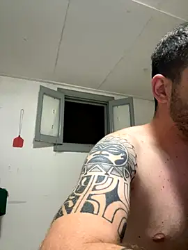 Snapshot of iltoscano95 chatting on September 22, 6:40 pm iltoscano95 online show from September 22, 6:40 pm