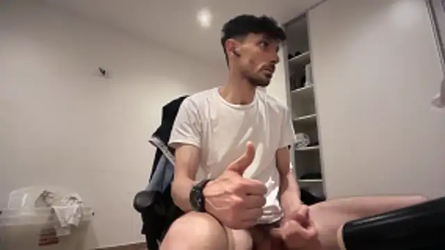 nicolaaaaas online show from November 22, 12:32 am