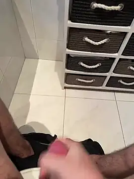 Deralboaus01 online show from March 12, 10:48 am