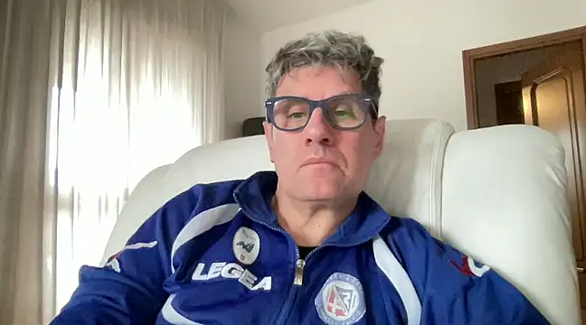 Snapshot of Britmi chatting on March 15, 9:09 am Britmi online show from March 15, 9:09 am