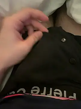 EE123458 online show from February 24, 12:06 pm