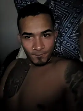 alejandro-martinez- online show from April 23, 4:17 am