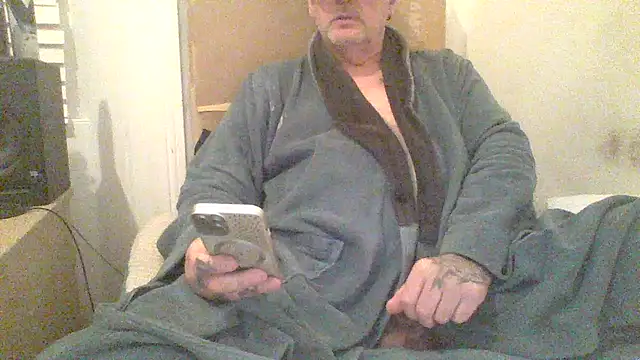 oldenglishguy online show from December 15, 7:44 pm