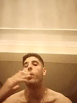 arenn1997 online show from November 10, 10:04 pm