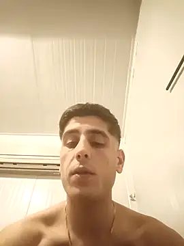 arenn1997 online show from December 4, 10:39 pm