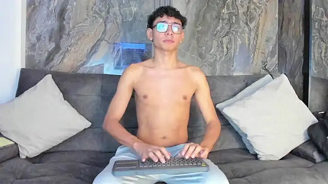 Daviid laidd online show from October 20, 8:24 pm