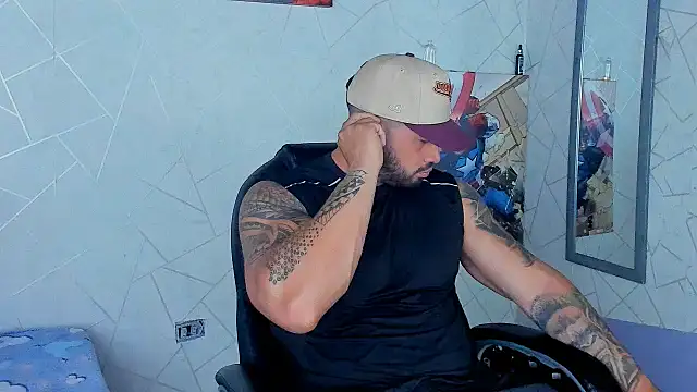 Cristian Walker online show from February 3, 12:03 pm