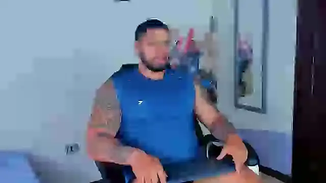 Cristian Walker online show from February 2, 12:02 pm