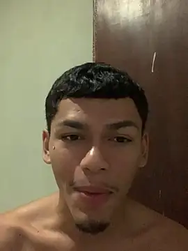 Snapshot of dolariano chatting on January 5, 8:42 pm dolariano online show from January 5, 8:42 pm