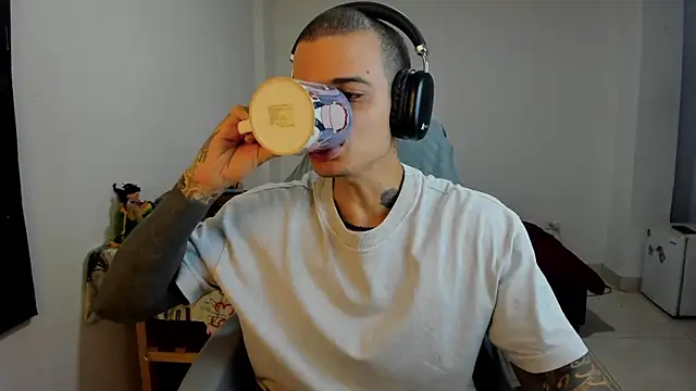 Balo lovers online show from March 11, 3:02 pm