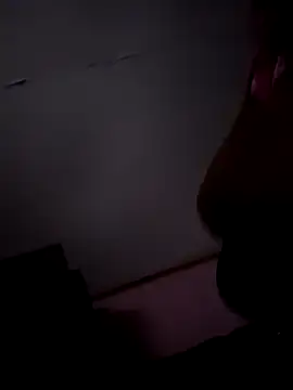 elmikibb online show from October 10, 1:43 am