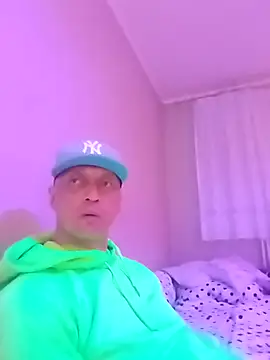 McdyllanXX online show from March 10, 11:55 pm