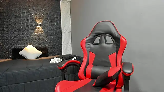 taurus boy1 online show from November 25, 11:45 am