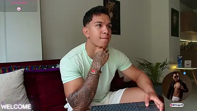 Taylor John online show from October 15, 3:30 pm