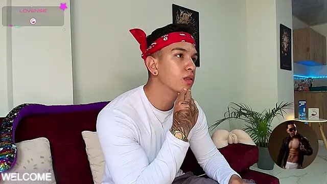 Taylor John online show from September 8, 9:47 pm