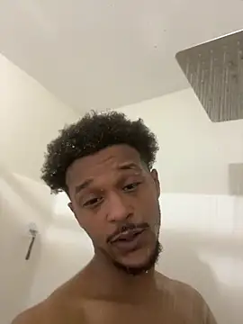 rayyymack online show from March 17, 1:02 pm