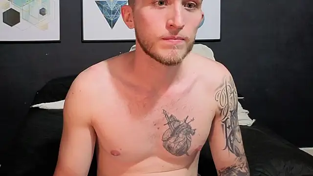 Dylanwhite23  online show from March 11, 2:51 am